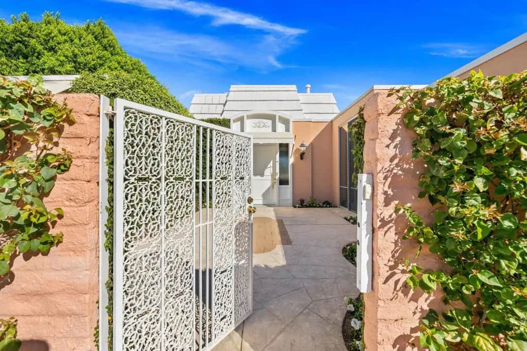 47140 El Menara Circle, Palm Desert, CA — listing photo 1