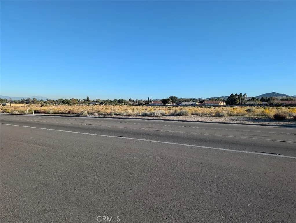 4435 Phelan, Phelan, CA — listing photo 1