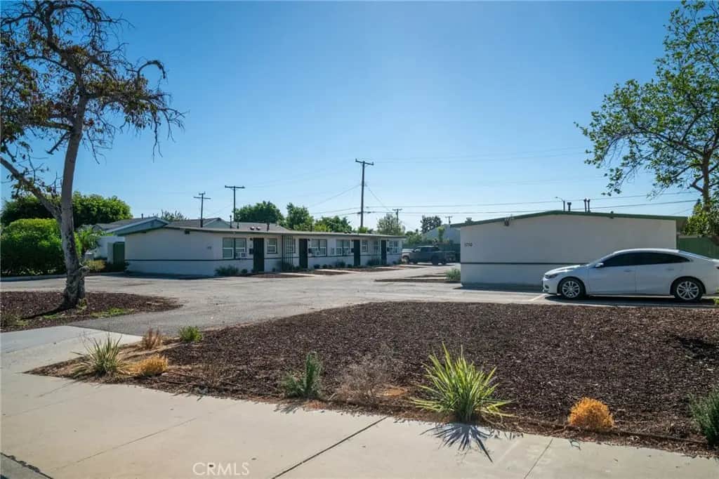 1716 1722 E Lincoln Avenue, Anaheim, CA — listing photo 1