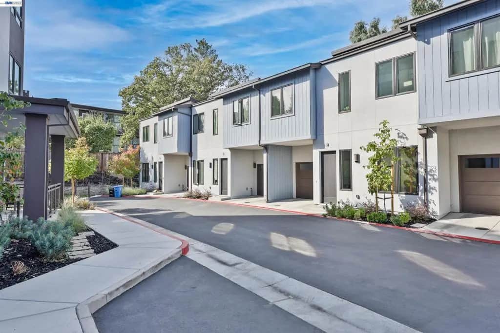 80 Woodbury Highlands Pl 14, Lafayette, CA — listing photo 1