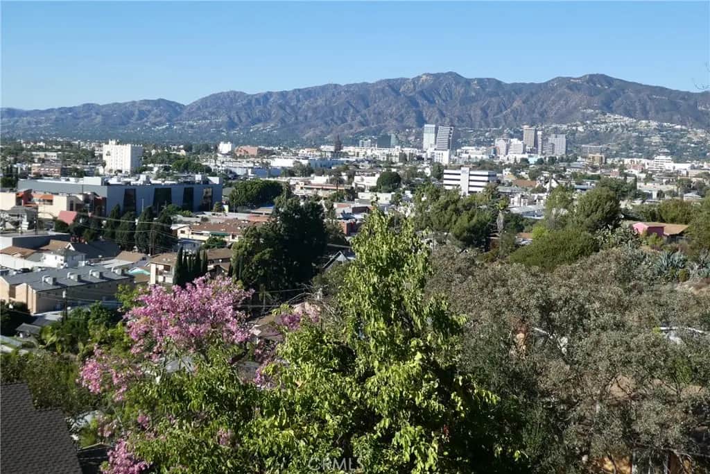 404 416 Mission Road, Glendale, CA — listing photo 1