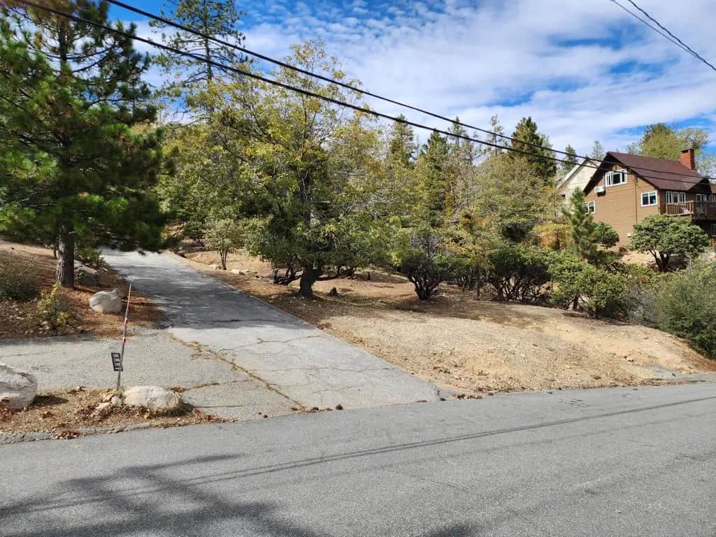 1356 Portillo Lane, Lake Arrowhead, CA — listing photo 1