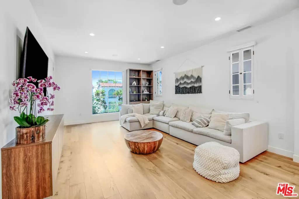 420 N Stanley Avenue, Los Angeles, CA — listing photo 1
