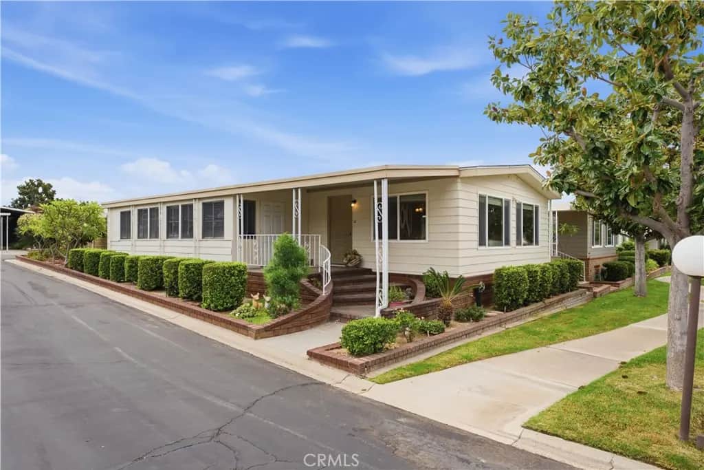 16931 Lake Terrace 261, Yorba Linda, CA — listing photo 1