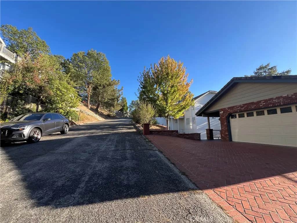 30055 Enchanted Way, Running Springs, CA — listing photo 1