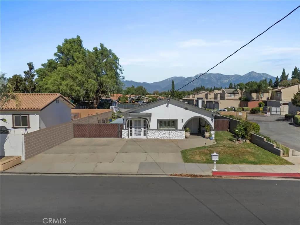 1140 W Francis, Ontario, CA — listing photo 1