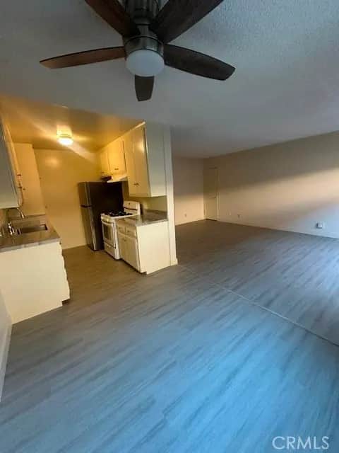 10469 National 2, Los Angeles, CA — listing photo 1