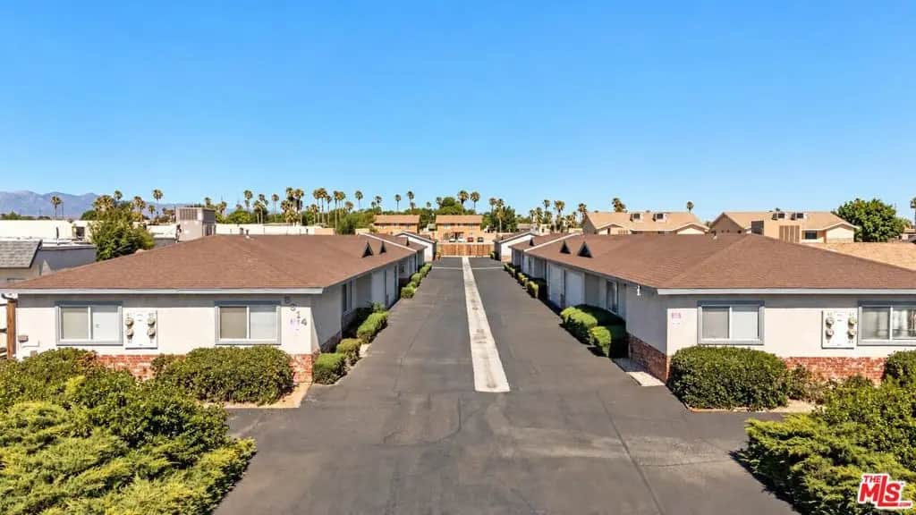 8914 I Avenue, Hesperia, CA — listing photo 1