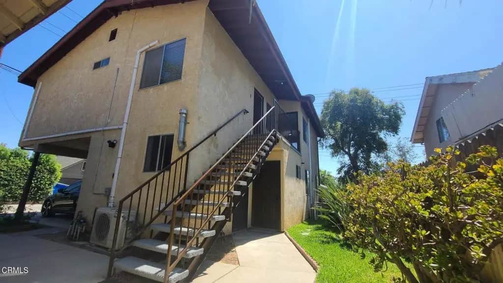 1980 E Villa Street 2, Pasadena, CA — listing photo 1