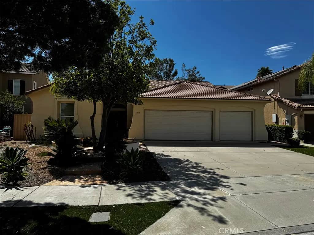 31919 Cypress Glen Court, Lake Elsinore, CA — listing photo 1