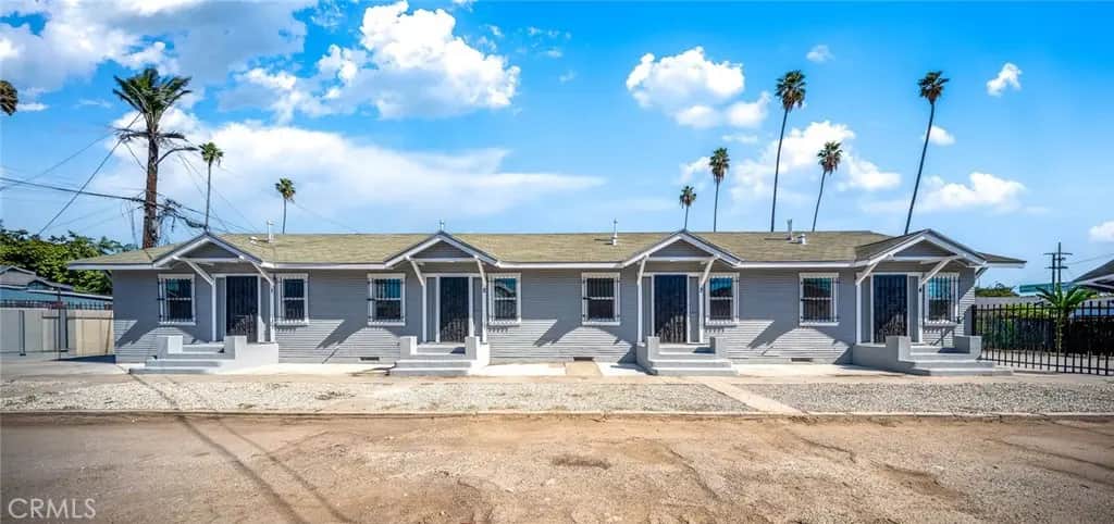 447 W 67th Street, Los Angeles, CA — listing photo 1