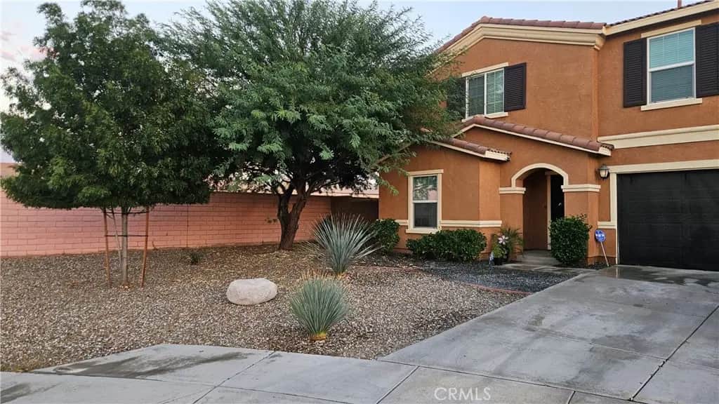 14233 Bison Court, Victorville, CA — listing photo 1
