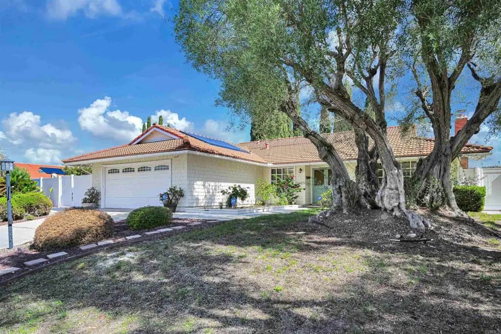 17395 Frondoso Dr, San Diego, CA — listing photo 1