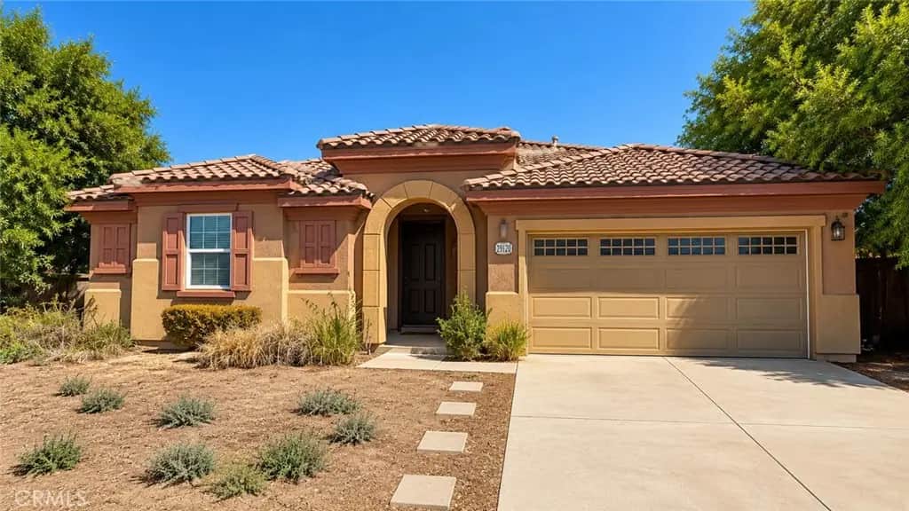 1032 Cornflower Drive, Hemet, CA — listing photo 1