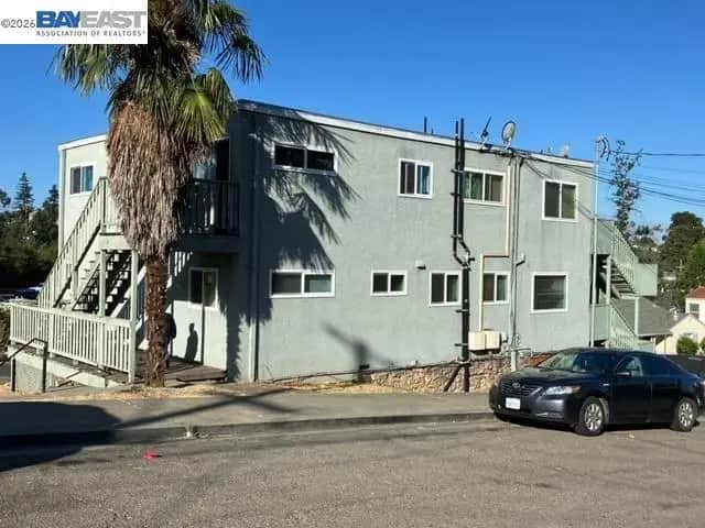 4812 Tompkins Ave, Oakland, CA — listing photo 1