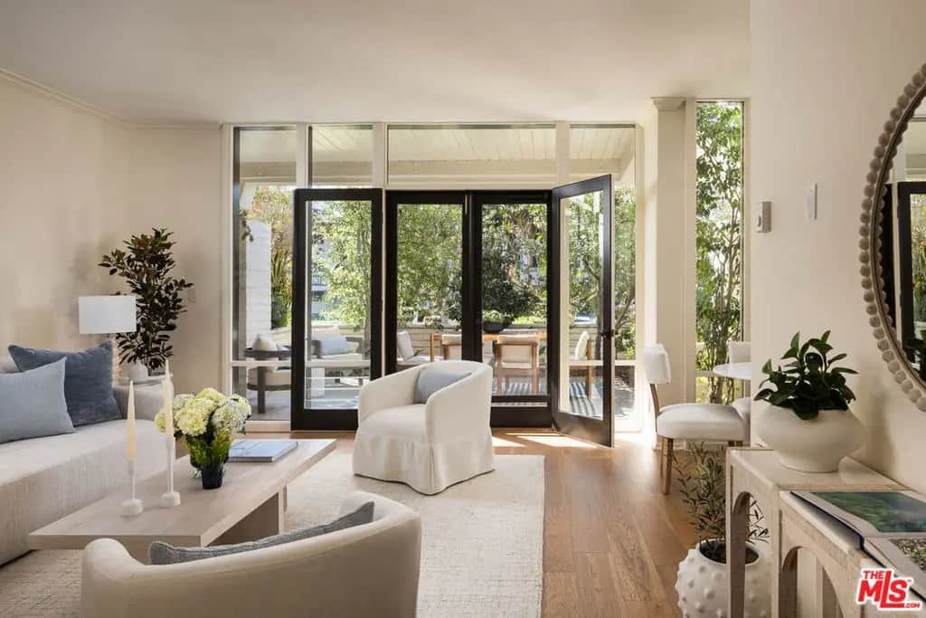1320 Plaza De Sonadores, Santa Barbara, CA — listing photo 1
