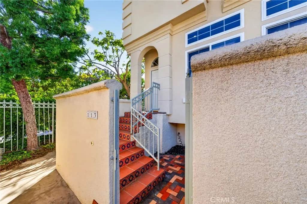 2825 Plaza Del Amo 113, Torrance, CA — listing photo 1
