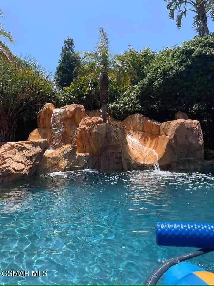 1285 Carmel Drive, Simi Valley, CA — listing photo 1
