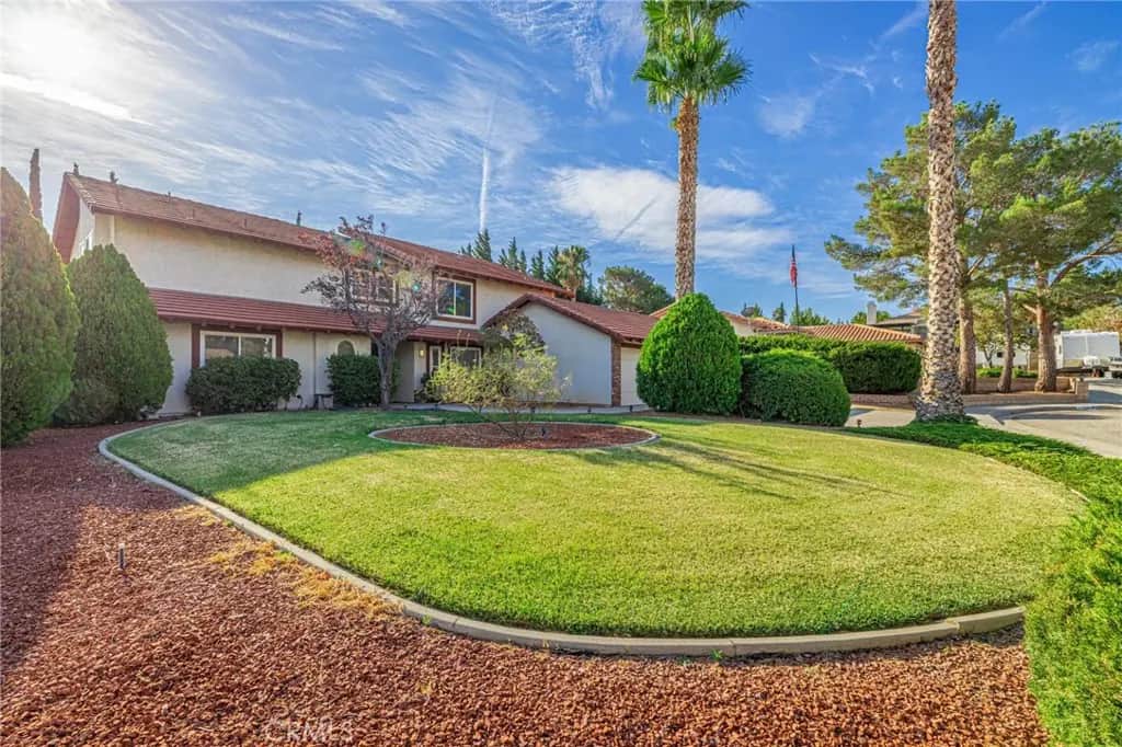 41340 Myrtle, Palmdale, CA — listing photo 1