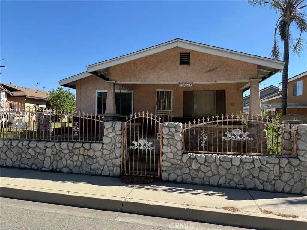 1328 N campus Avenue, Upland, CA — listing photo 1