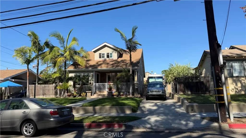 1651 E Hill, Signal Hill, CA — listing photo 1