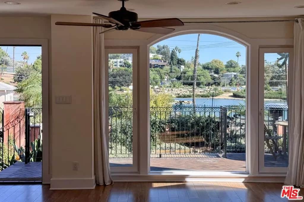3025 St George Street, Los Angeles, CA — listing photo 1