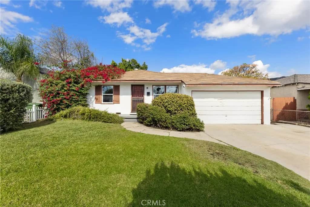 9923 Lull Street, Burbank, CA — listing photo 1