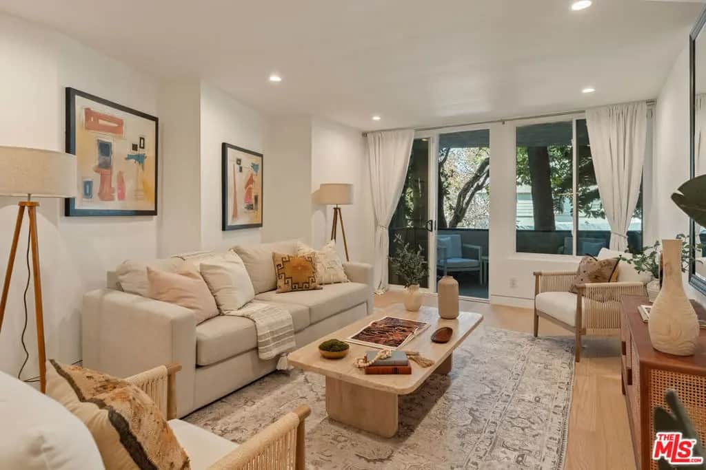 10800 Holman Avenue 102, Los Angeles, CA — listing photo 1
