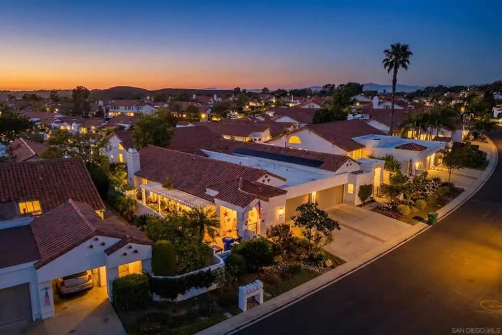4827 Galicia, Oceanside, CA — listing photo 1