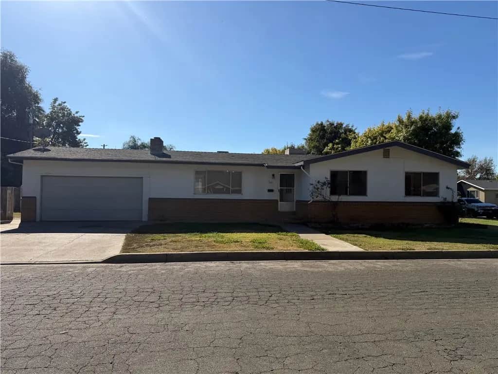1185 Bridgeford, Gridley, CA — listing photo 1