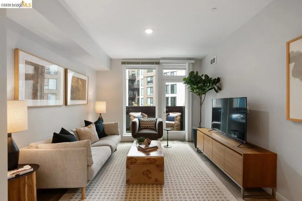 260 Brooklyn Basin Way 531, Oakland, CA — listing photo 1