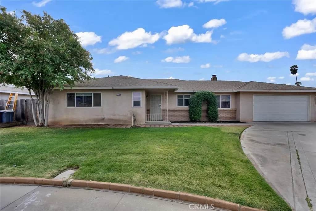 1576 Roosevelt Drive, Chowchilla, CA — listing photo 1