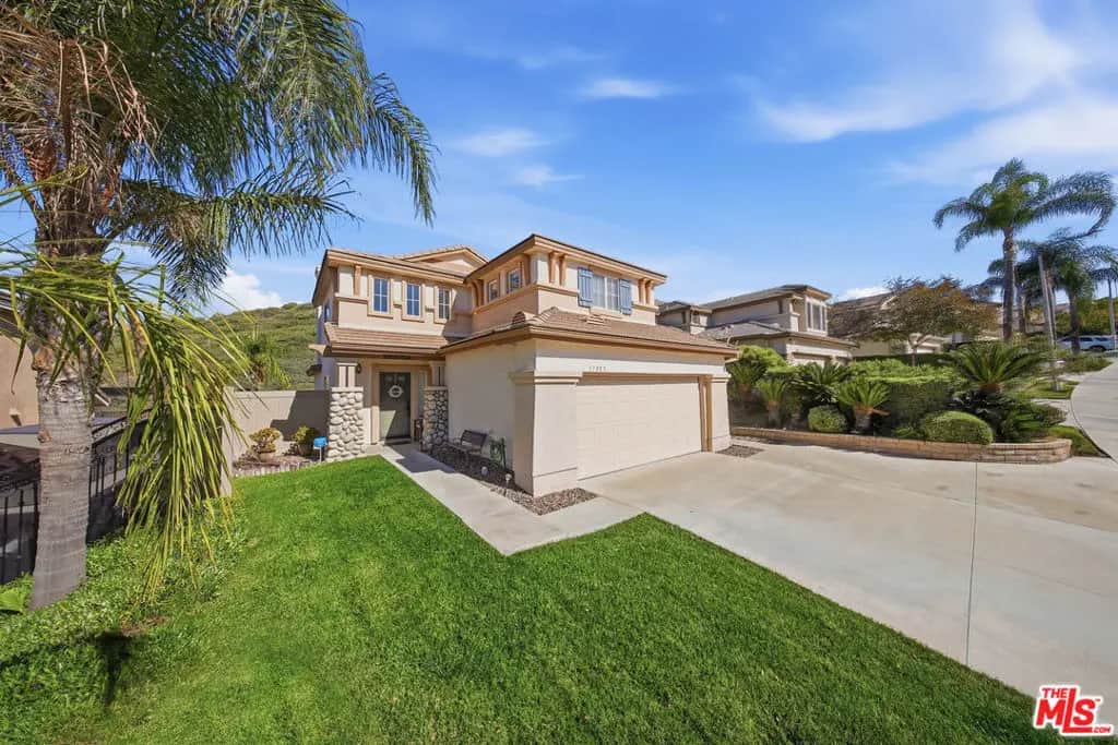 17885 Maplehurst Place, Canyon Country, CA — listing photo 1