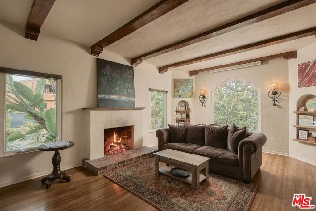 2607 Aiken Avenue, Los Angeles, CA — listing photo 1