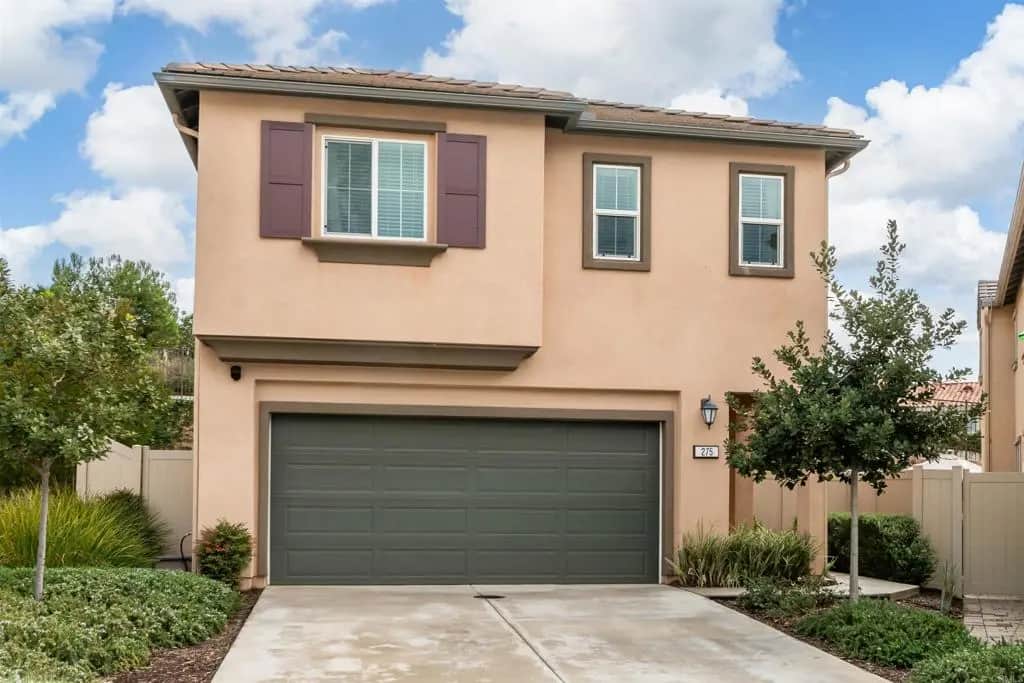 275 Camellia Way, Vista, CA — listing photo 1
