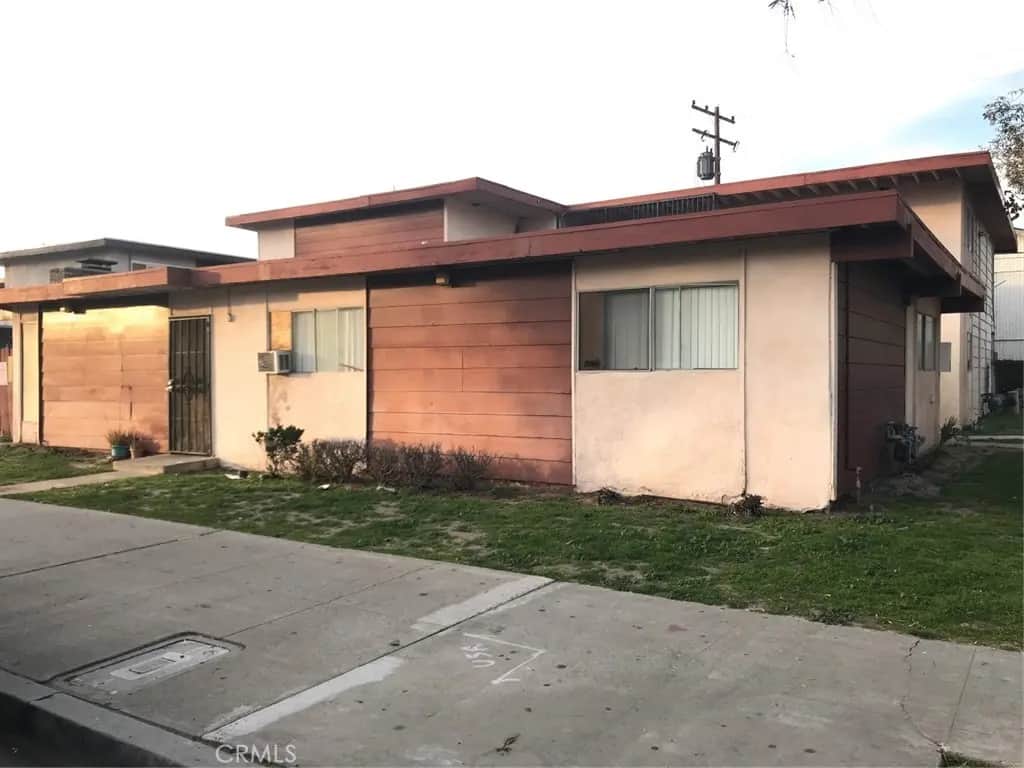 2153 W Brownwood Avenue 2, Anaheim, CA — listing photo 1