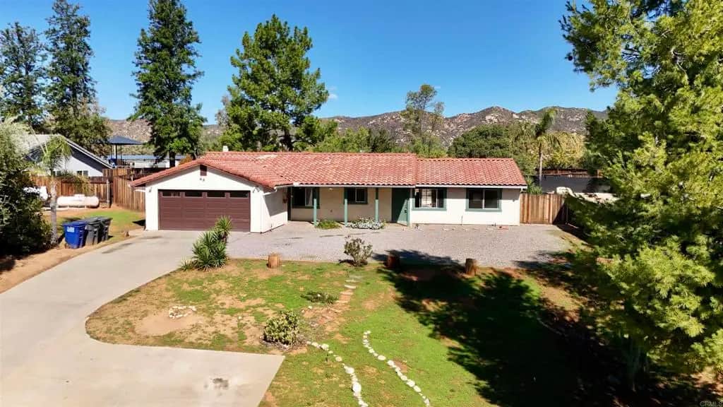 24940 Abalar Way, Ramona, CA — listing photo 1
