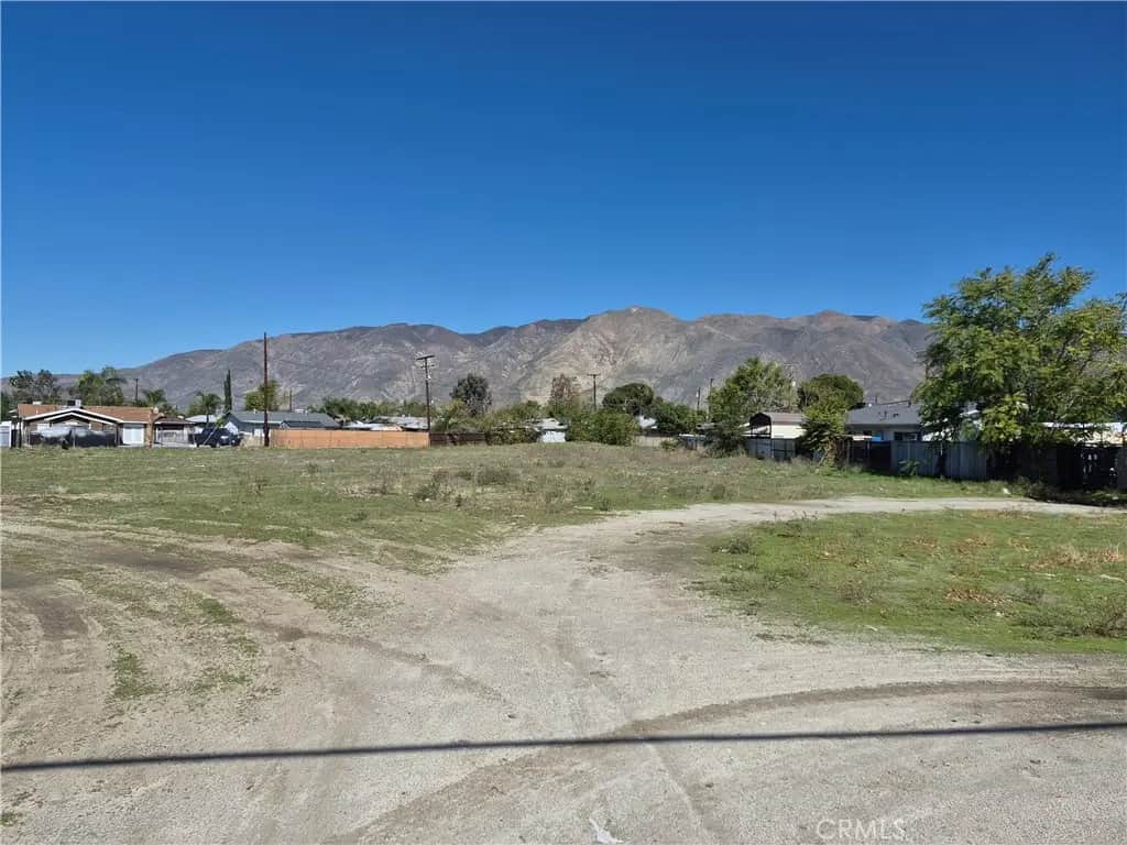 565 E Main Street, San Jacinto, CA — listing photo 1