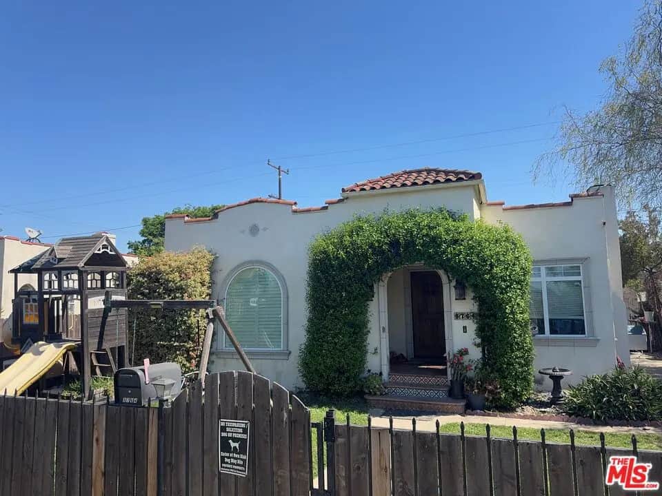 8764 Zamora Avenue, Los Angeles, CA — listing photo 1