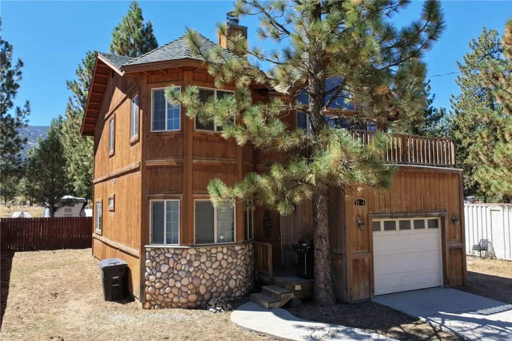 2104 2nd, Big Bear City, CA — listing photo 1