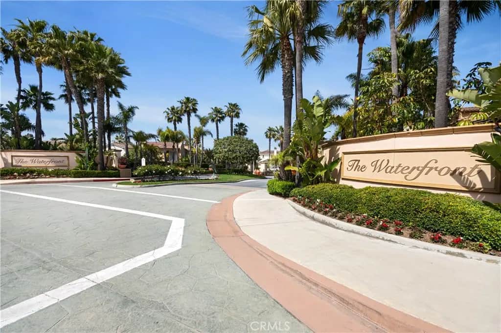 21320 Veleta Circle, Huntington Beach, CA — listing photo 1