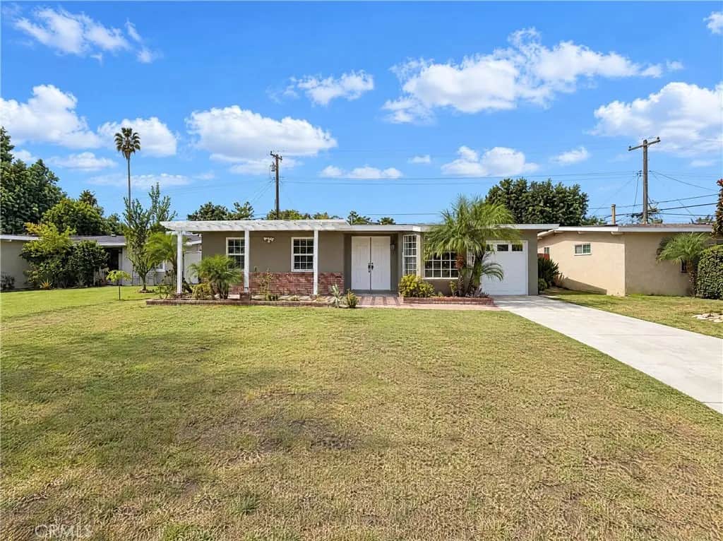 5653 N Viceroy Avenue, Azusa, CA — listing photo 1