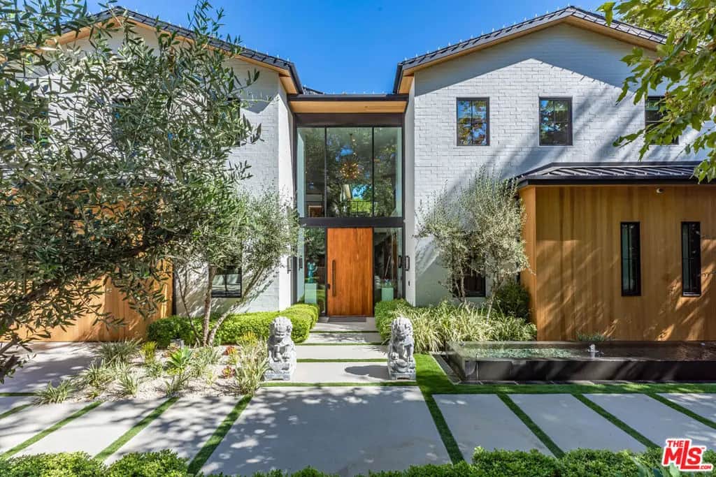3904 Valley Meadow Road, Encino, CA — listing photo 1