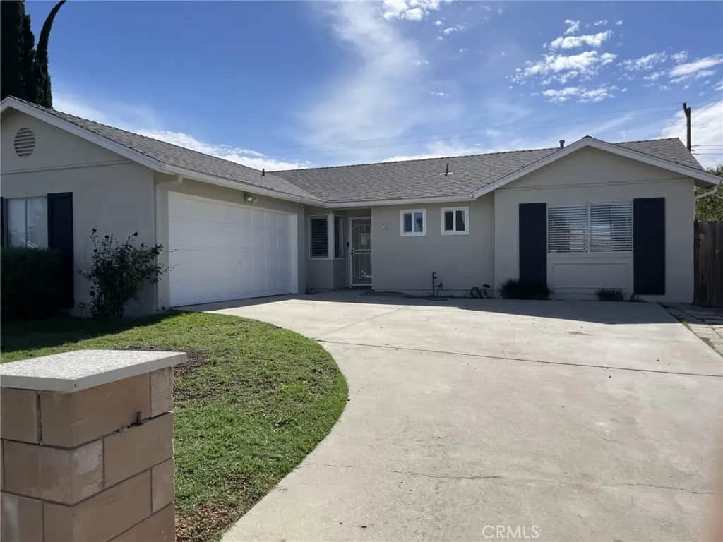 2240 Rosecrans, Simi Valley, CA — listing photo 1