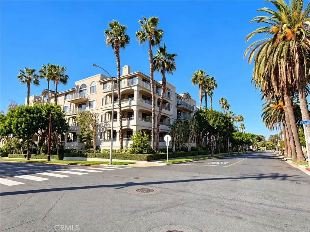 555 Maine Avenue 428, Long Beach, CA — listing photo 1