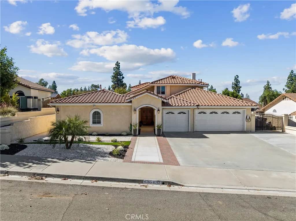 6763 Ridgeside Drive, Riverside, CA — listing photo 1