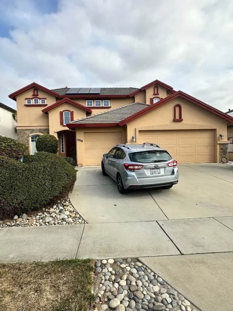 1906 Oxford Court, Salinas, CA — listing photo 1