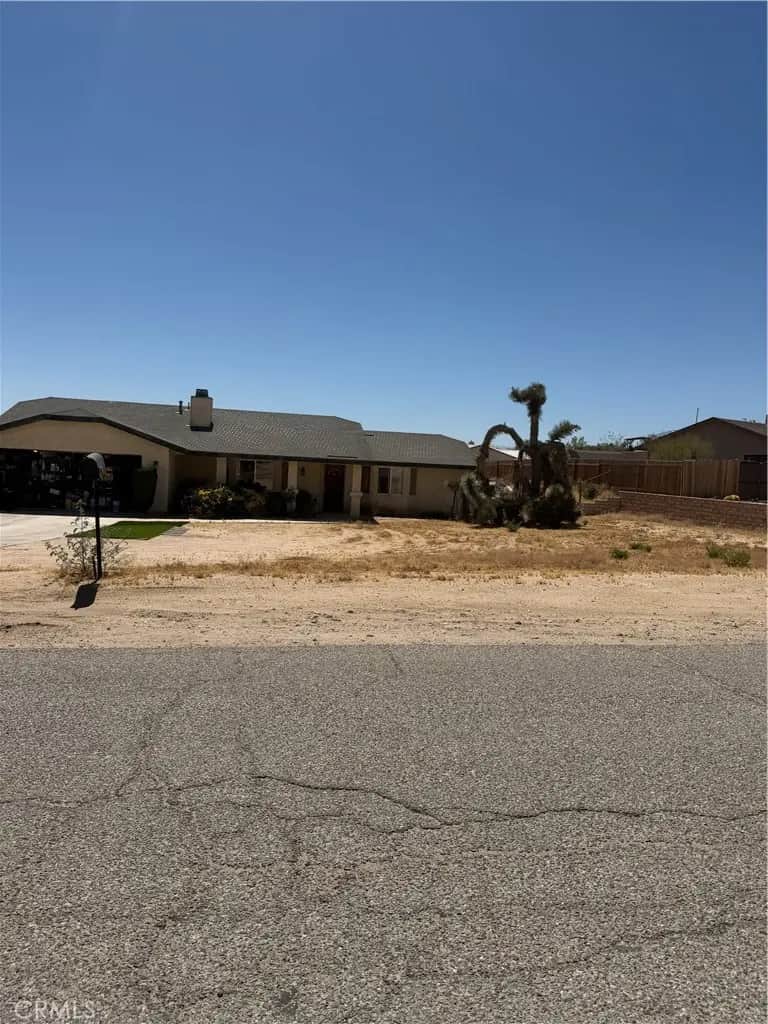 16760 Hagador Avenue, Victorville, CA — listing photo 1