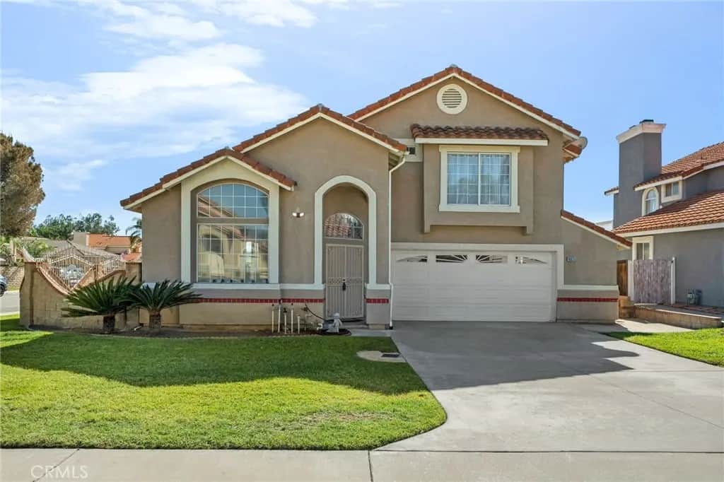 18035 San Jacinto, Fontana, CA — listing photo 1