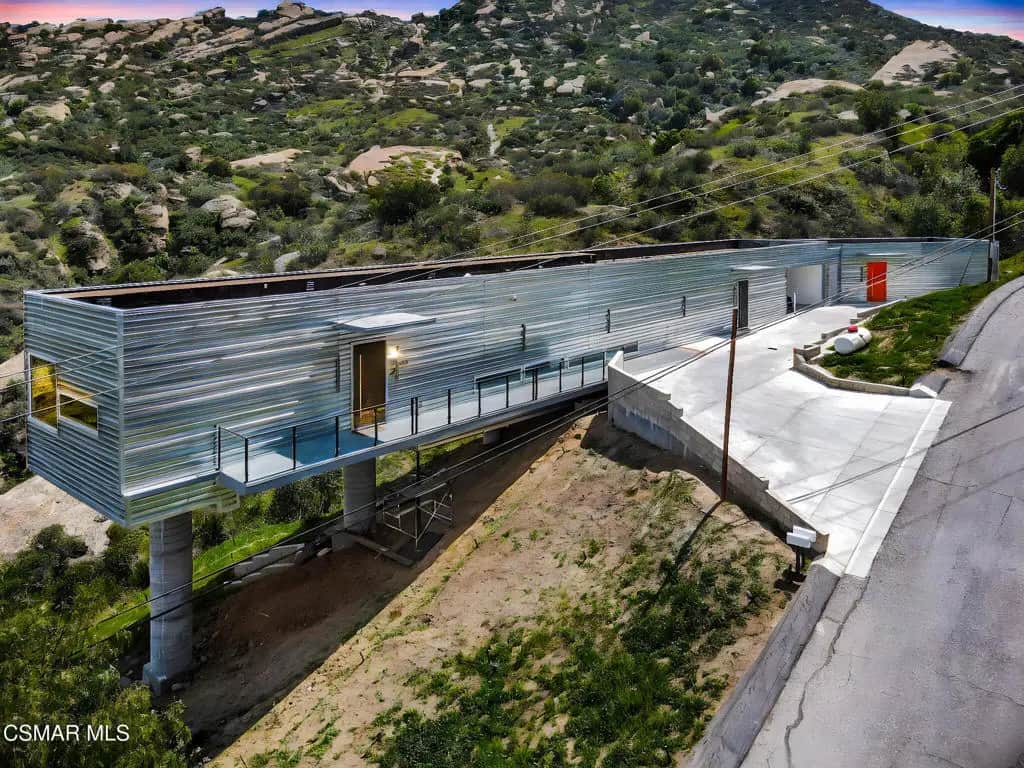 988 Alta Vista Road, Simi Valley, CA — listing photo 1